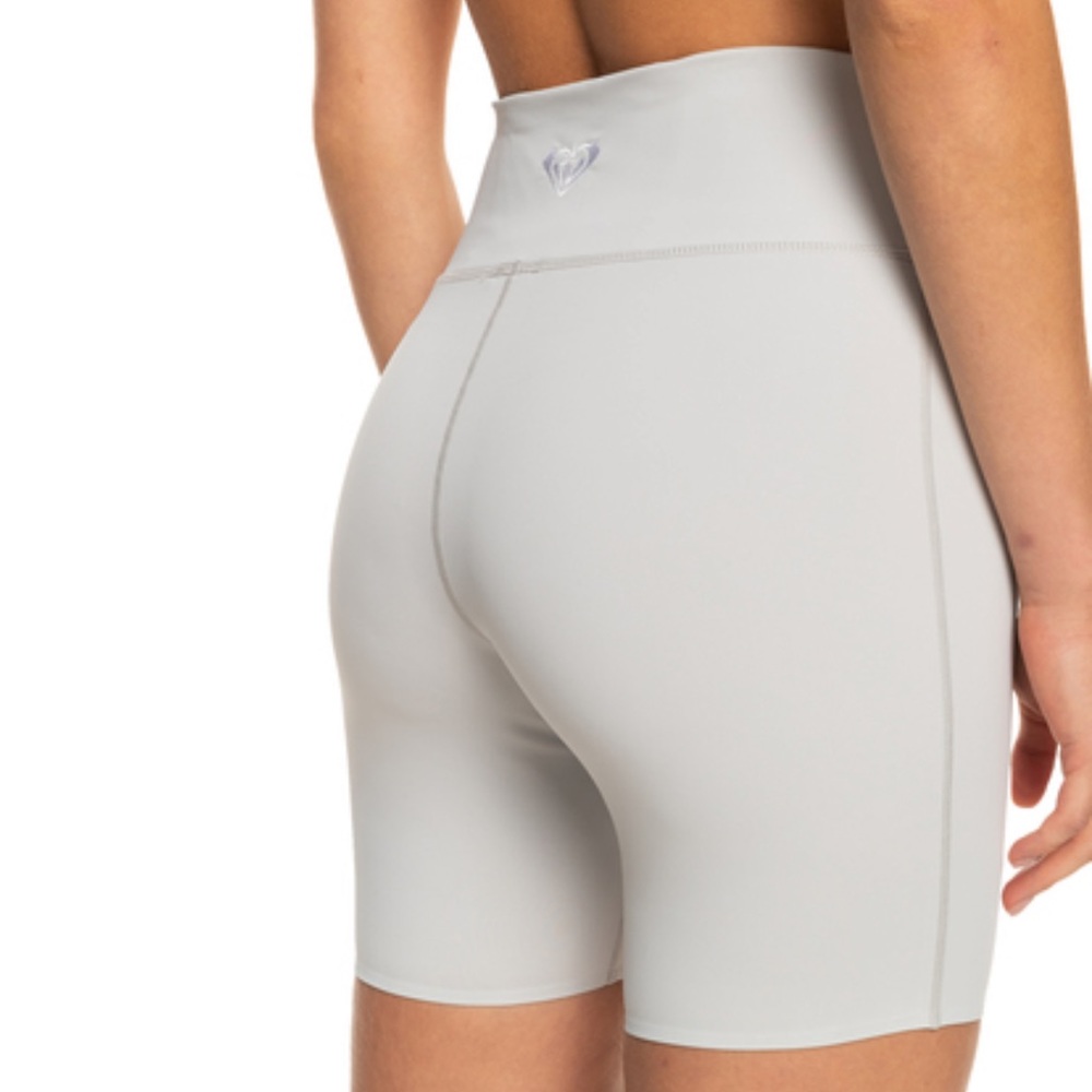Kelia Biker Shorts NWT